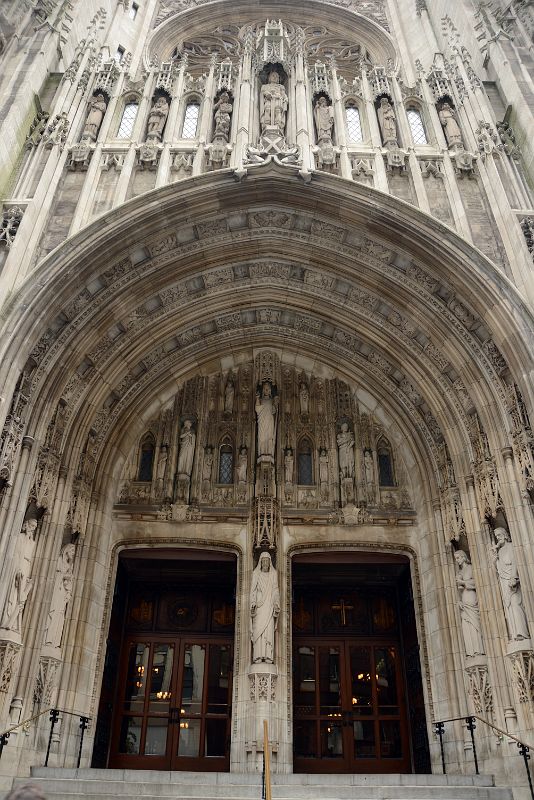 New York City Fifth Avenue 670 02 Saint Thomas Church 1 West 53 St